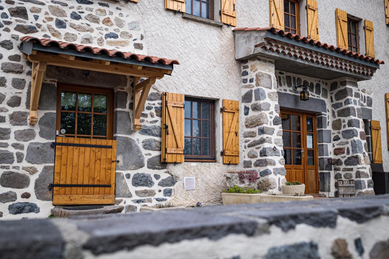 Maison D'Hote La Grange Aux Ayres Olloix Экстерьер фото
