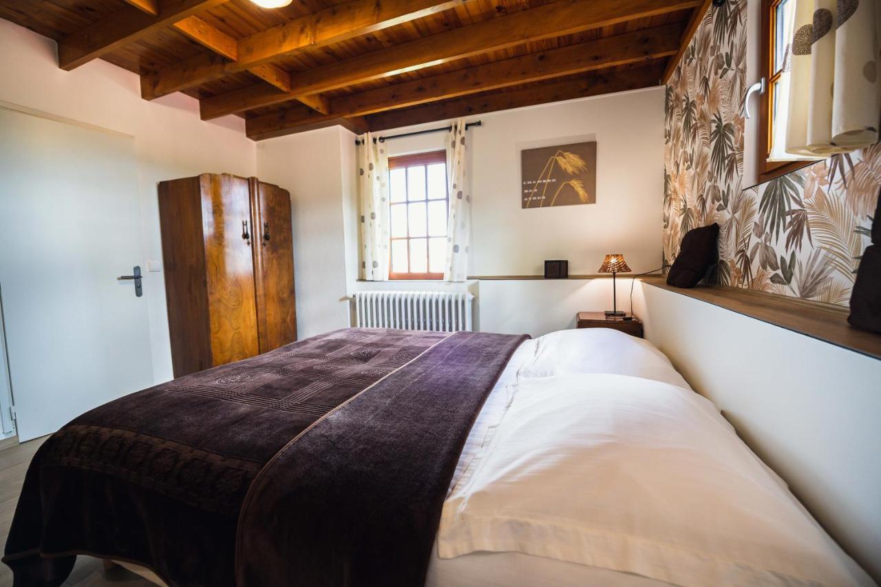Maison D'Hote La Grange Aux Ayres Olloix Экстерьер фото
